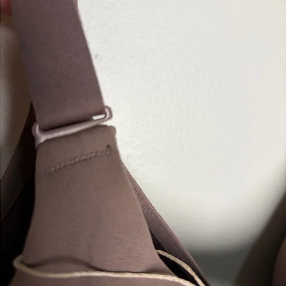 SKIMS Fits EverybodyT-Shirt Bra in Umber NWT - Picture 5 of 6